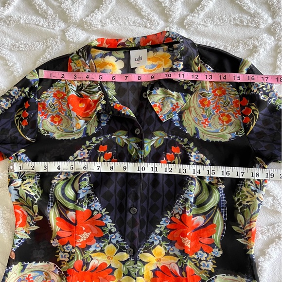 CABI Floral Button Down Front Shirt Collared Long Sleeves Size Small - Picture 13 of 15